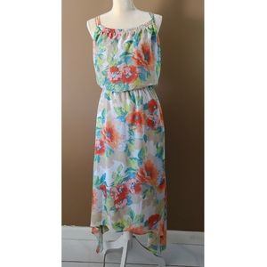 ➕Emma & Michele 💜 Floral Spaghetti Strap Dress